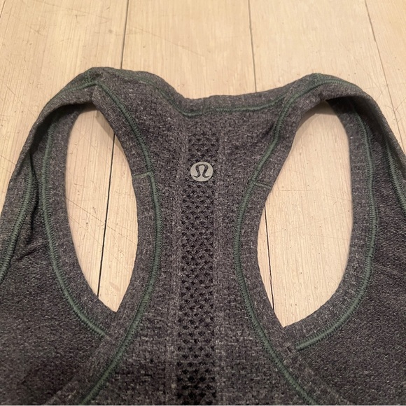 Lululemon Swiftly Tech Racerback in Heathered Black Size 4 - Picture 9 of 12